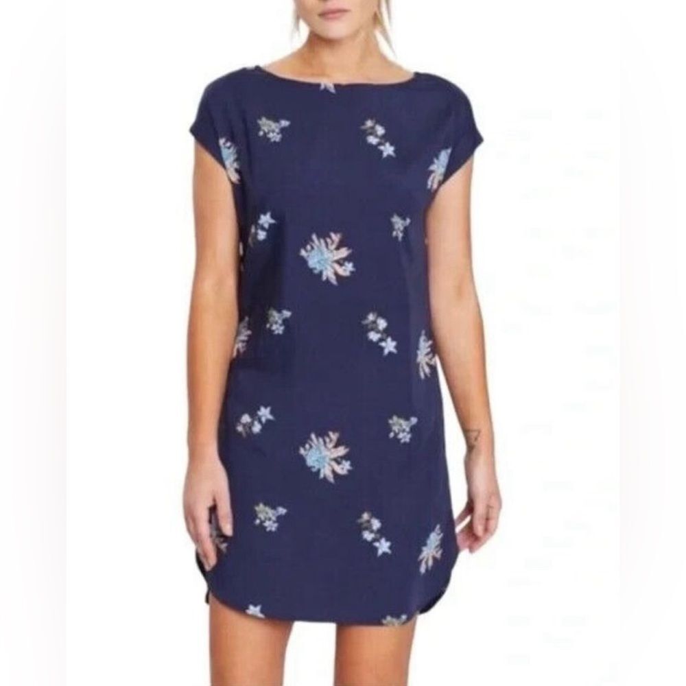 Patagonia June Lake Dress  Sassafras Navy Size Small